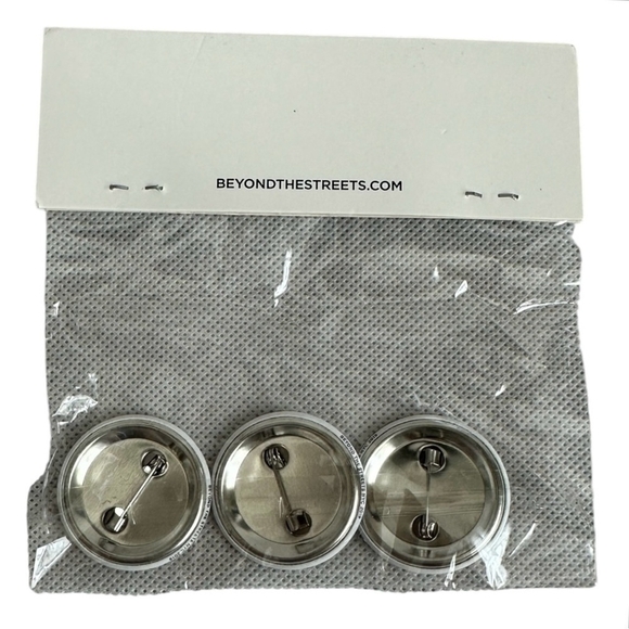 NWT Set of Pins BTS BEYOND THE STREETS Pins Funny Badges Brooch Pins - Picture 2 of 3